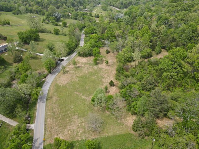 0 Rogues Fork Rd, Bethpage, TN 37022