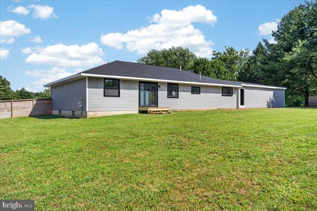 2 GAYNOR CT, Bear, DE 19701