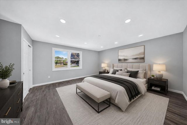 2 GAYNOR CT, Bear, DE 19701