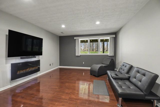 8094 Misty View Drive Sw, Byron Twp, MI 49315