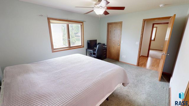 1911 Pebble Beach Cir Circle, Brookings, SD 57006