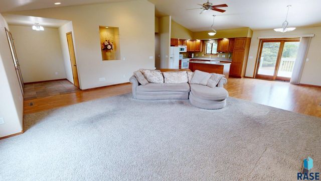 1911 Pebble Beach Cir Circle, Brookings, SD 57006