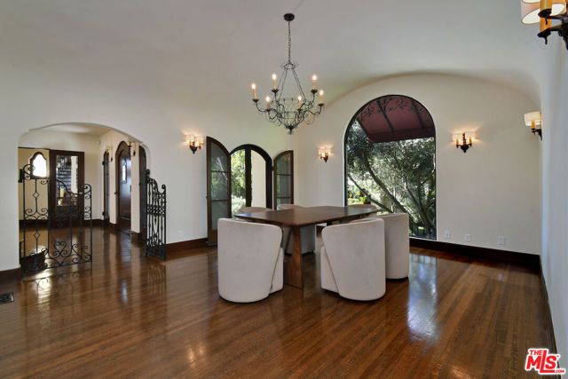 4352 Forman Avenue, Toluca Lake (los Angeles), CA 91602