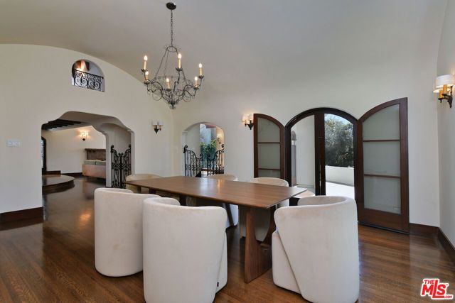 4352 Forman Avenue, Toluca Lake (los Angeles), CA 91602