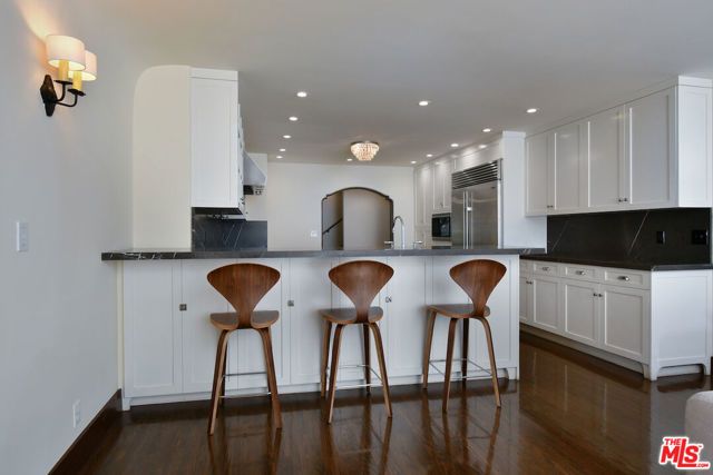 4352 Forman Avenue, Toluca Lake (los Angeles), CA 91602