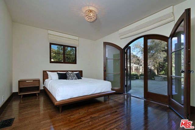 4352 Forman Avenue, Toluca Lake (los Angeles), CA 91602