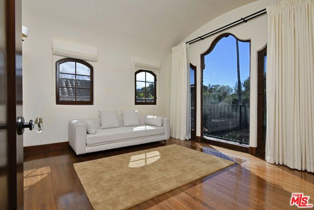 4352 Forman Avenue, Toluca Lake (los Angeles), CA 91602