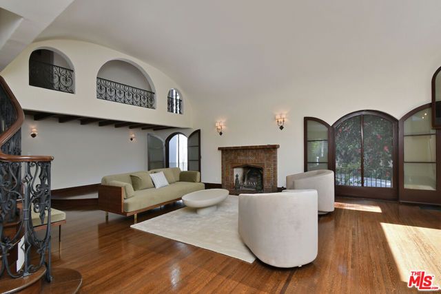 4352 Forman Avenue, Toluca Lake (los Angeles), CA 91602