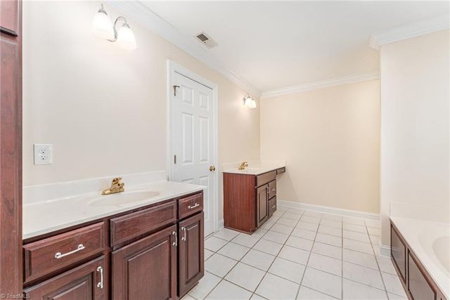 164 Keswick Drive, Advance, NC 27006