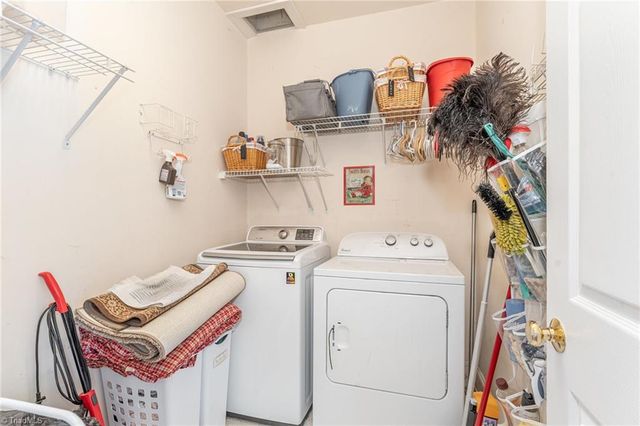 164 Keswick Drive, Advance, NC 27006