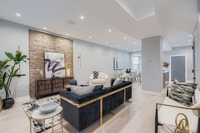 6540 S Ingleside Avenue, Chicago, IL 60637