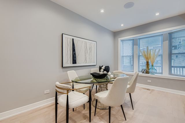 6540 S Ingleside Avenue, Chicago, IL 60637