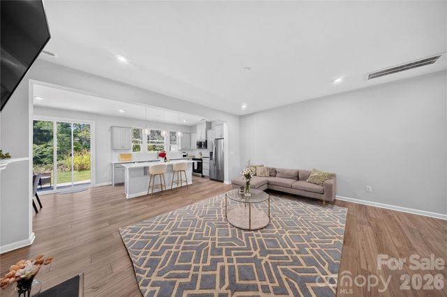 14938 Tamarack Drive, Charlotte, NC 28278