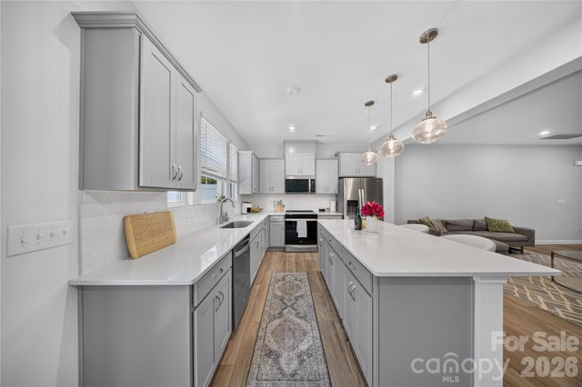 14938 Tamarack Drive, Charlotte, NC 28278