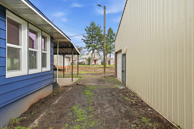 1412 E Pacific Ave, Spokane, WA 99202