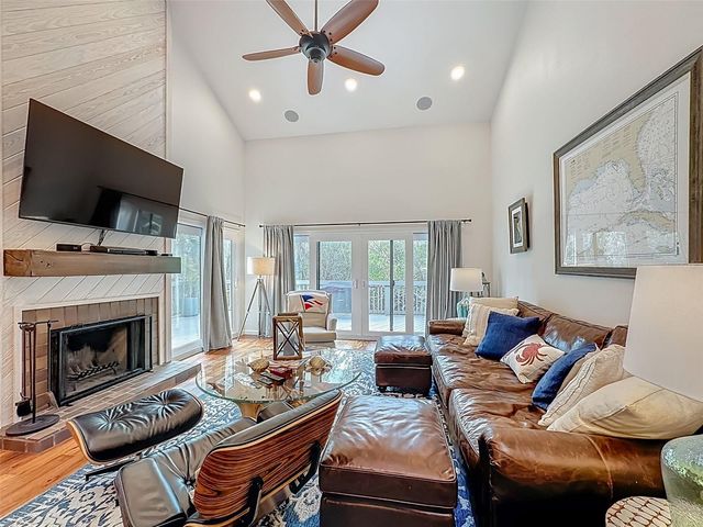 1445 LANDINGS CIRCLE 69, Sarasota, FL 34231