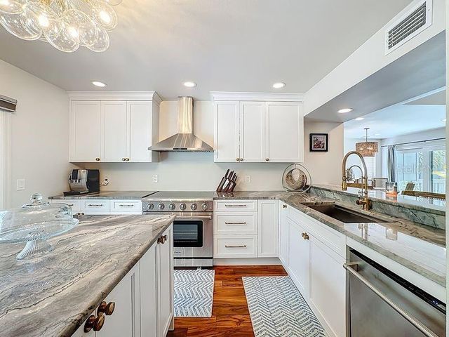 1445 LANDINGS CIRCLE 69, Sarasota, FL 34231