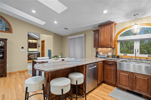 27 Miner Street, North Providence, RI 02904