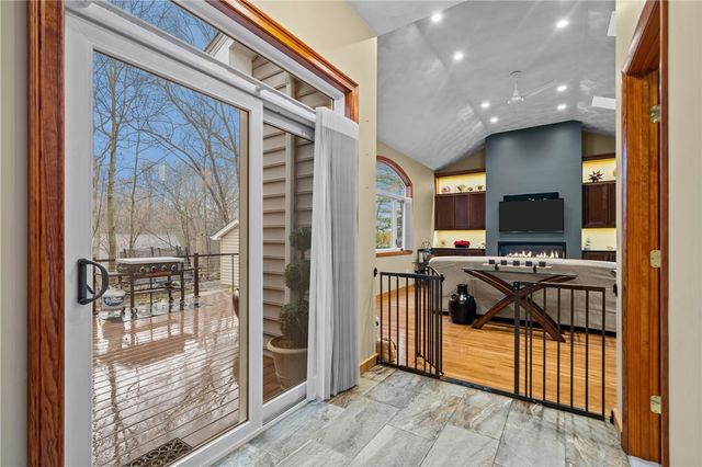 27 Miner Street, North Providence, RI 02904