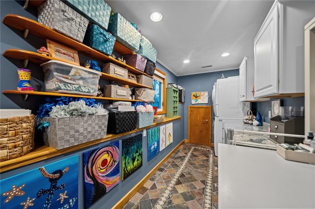 27 Miner Street, North Providence, RI 02904