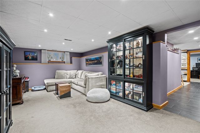 27 Miner Street, North Providence, RI 02904