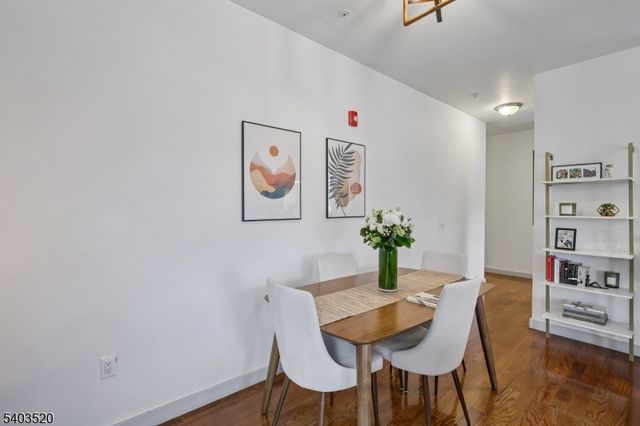 52 Lincoln Ave 302, City Of Orange Twp., NJ 07050