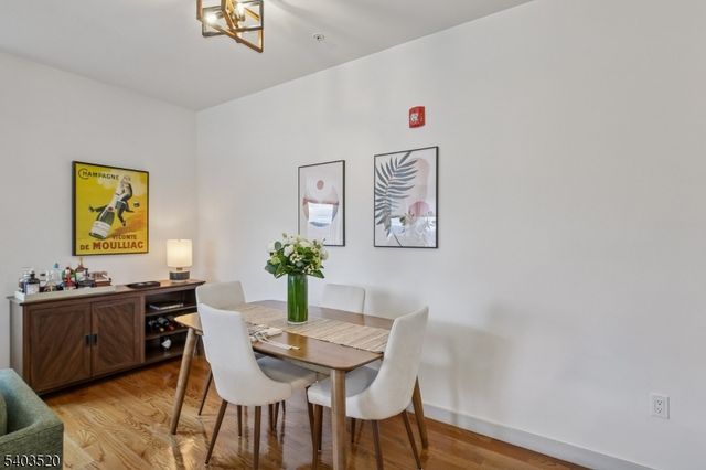 52 Lincoln Ave 302, City Of Orange Twp., NJ 07050