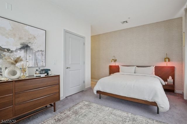 52 Lincoln Ave 302, City Of Orange Twp., NJ 07050