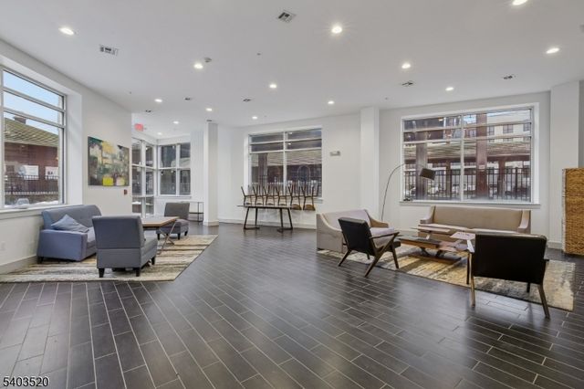 52 Lincoln Ave 302, City Of Orange Twp., NJ 07050