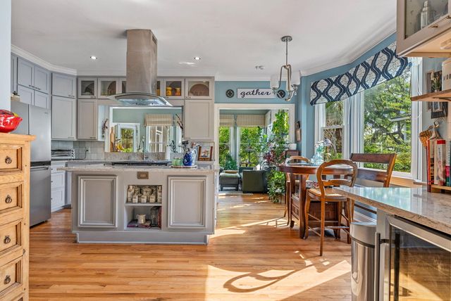 2453 Vaucluse Road, Charleston, SC 29414