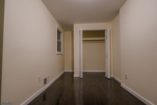 563 S 17Th St, Newark City, NJ 07103