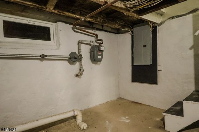 563 S 17Th St, Newark City, NJ 07103