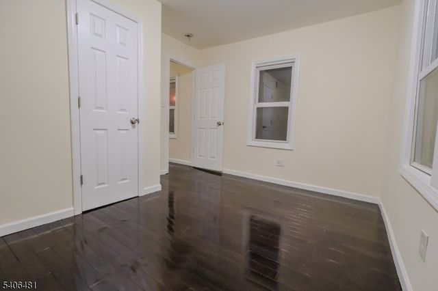 563 S 17Th St, Newark City, NJ 07103