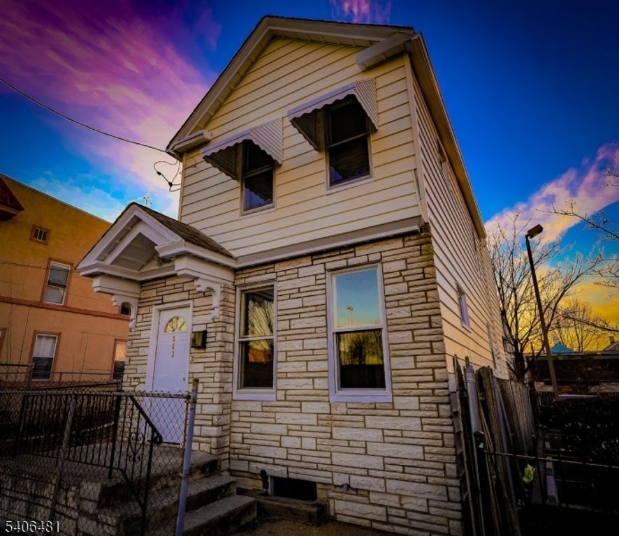 563 S 17Th St, Newark City, NJ 07103