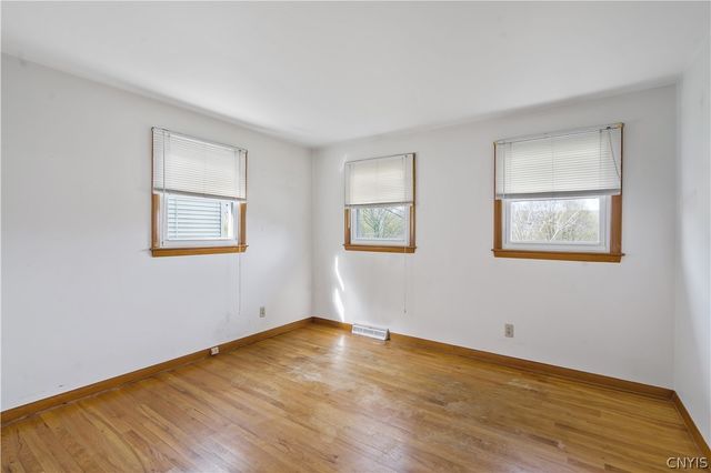 139 Sunrise Drive, Syracuse, NY 13205