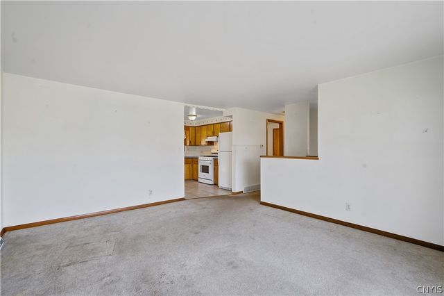 139 Sunrise Drive, Syracuse, NY 13205