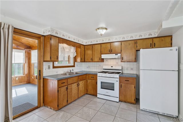 139 Sunrise Drive, Syracuse, NY 13205