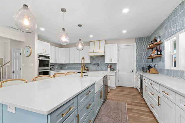 7 Tomahawk Court, Destin, FL 32541