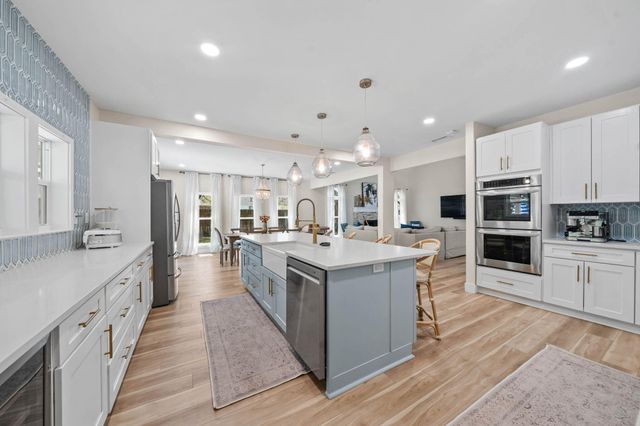 7 Tomahawk Court, Destin, FL 32541