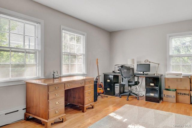 10 Linda Drive, Suffern, NY 10901