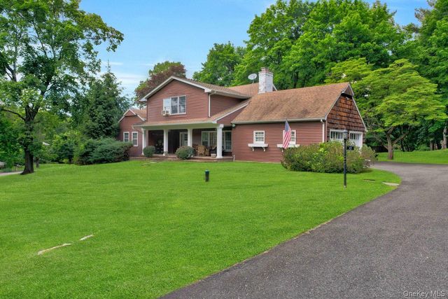 10 Linda Drive, Suffern, NY 10901