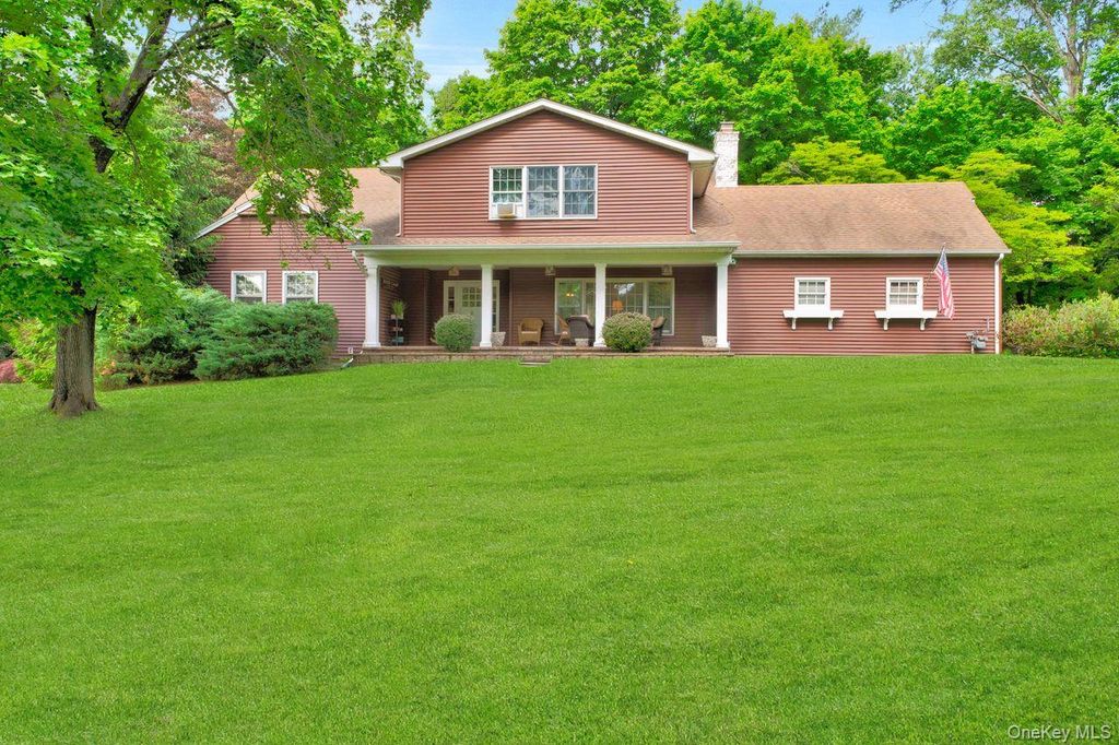10 Linda Drive, Suffern, NY 10901
