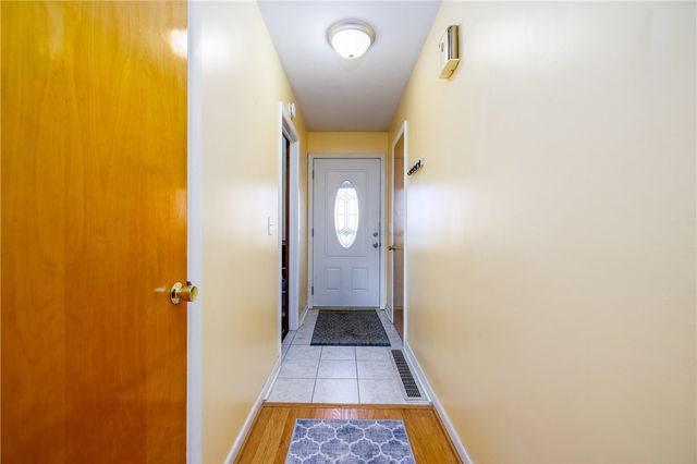 48 Hill Terrace, Henrietta, NY 14467