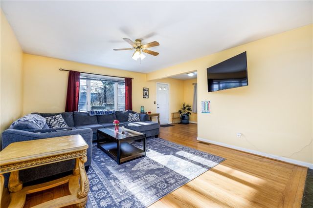 48 Hill Terrace, Henrietta, NY 14467