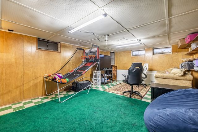 48 Hill Terrace, Henrietta, NY 14467