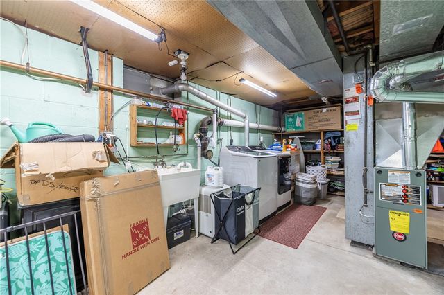 48 Hill Terrace, Henrietta, NY 14467