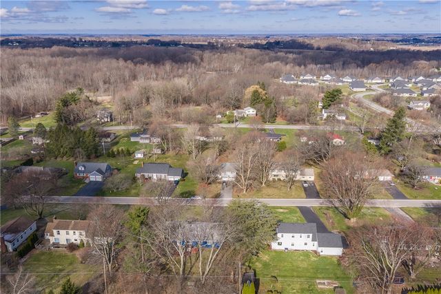 48 Hill Terrace, Henrietta, NY 14467