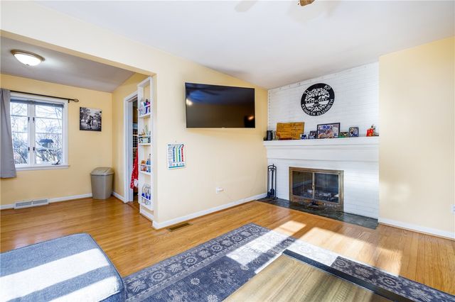 48 Hill Terrace, Henrietta, NY 14467