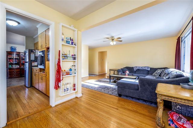 48 Hill Terrace, Henrietta, NY 14467