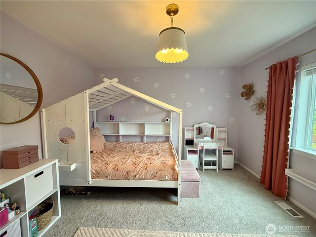 14979 Olympic Loop E, Bonney Lake, WA 98391